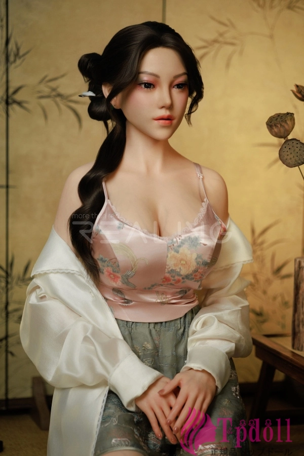 Realing 晴悠フルシリコンドール