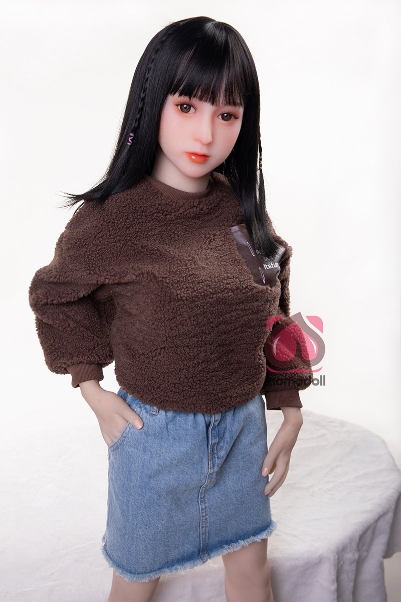 エロスの少女ラブドール画像