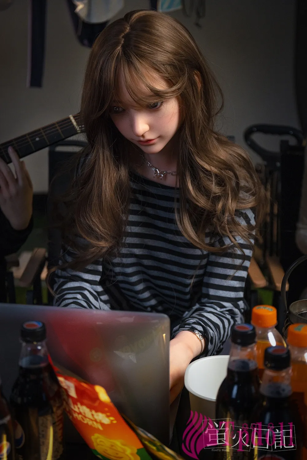 大人の色気漂う美脚ラブドール