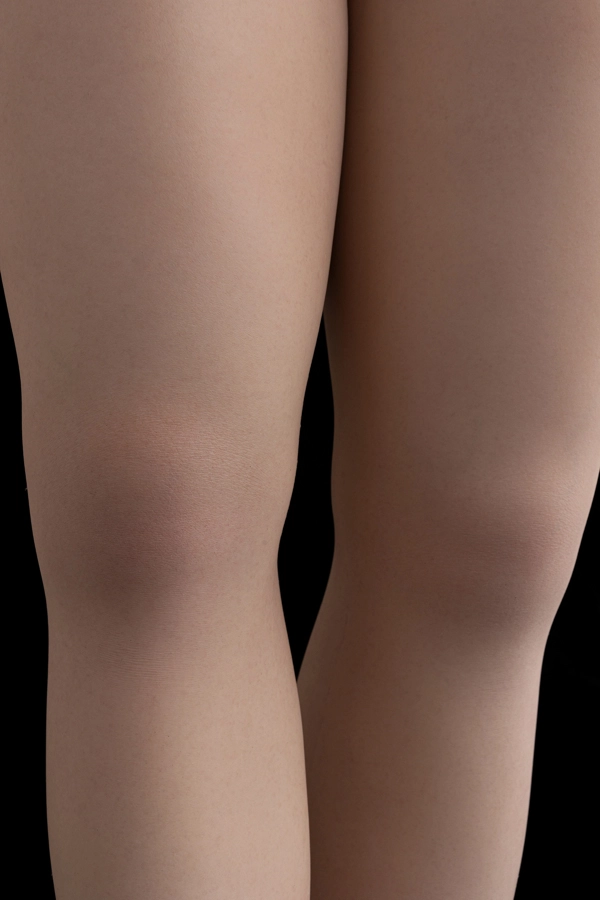 リアルな皮膚メイクラブドール